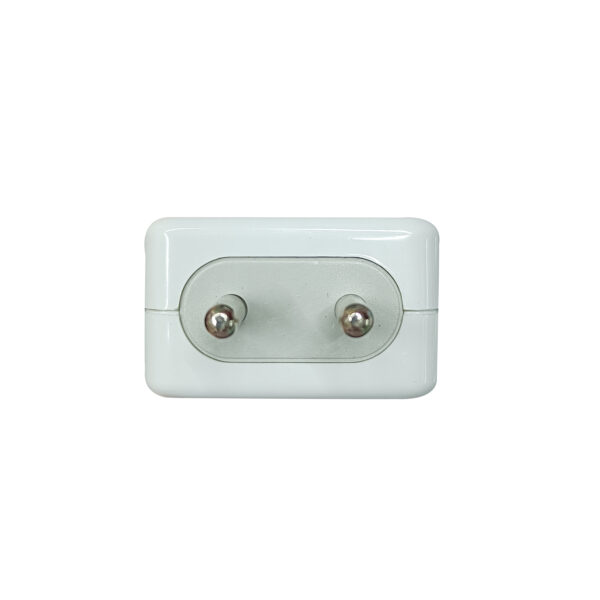 Believe 2.4A Micro USB Charger - Image 5
